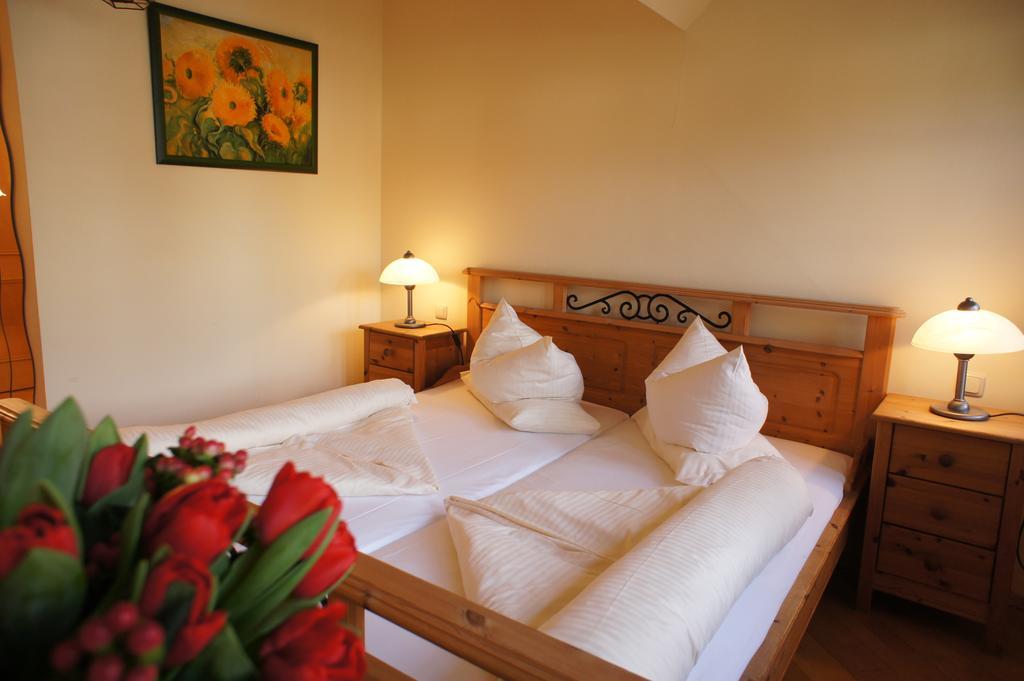 Zur Post Hotel 3*